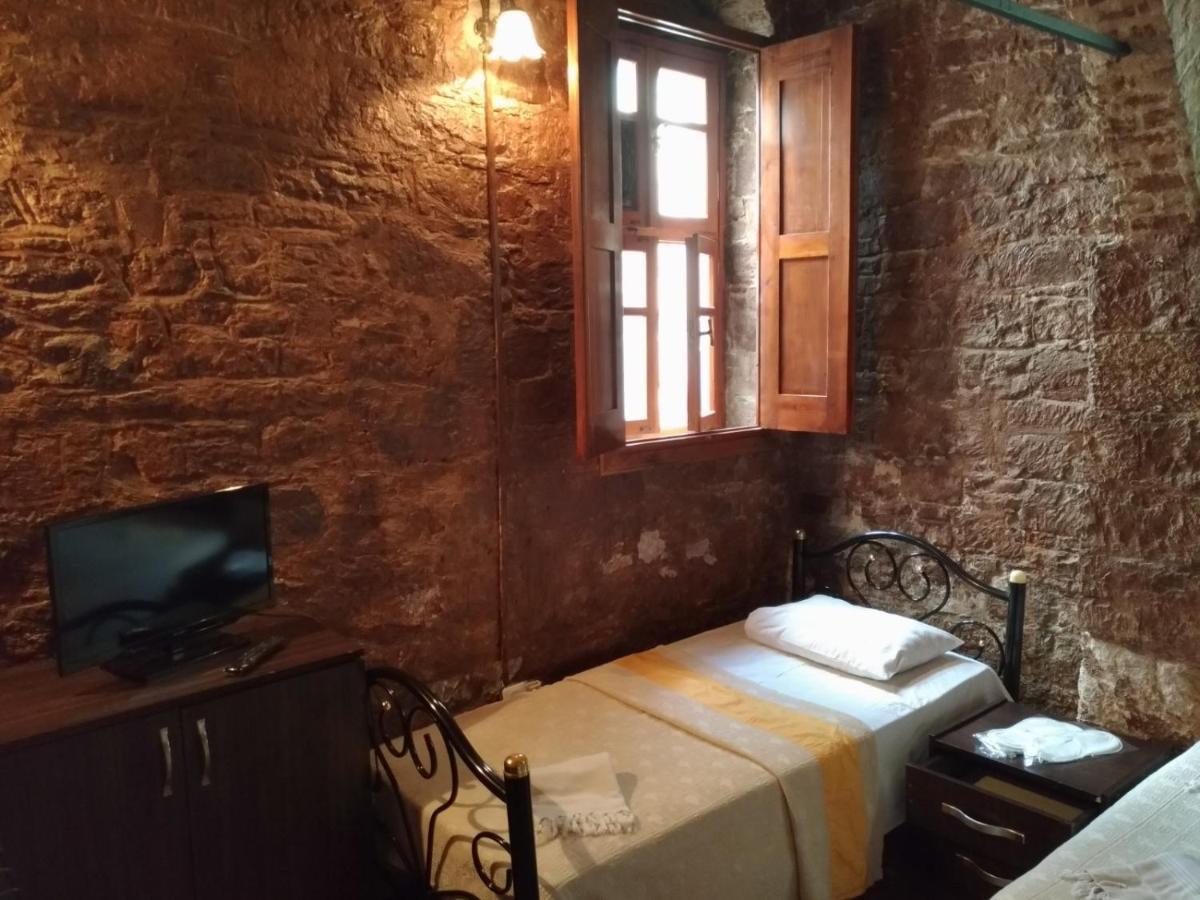 Ayfada Cafe & Pension Аявали Екстериор снимка